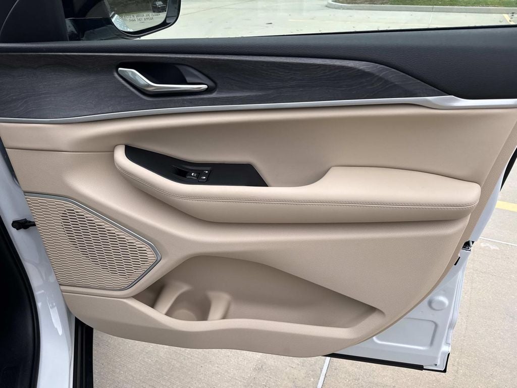 2026 Jeep Grand Cherokee GRAND CHEROKEE L LIMITED 4X2