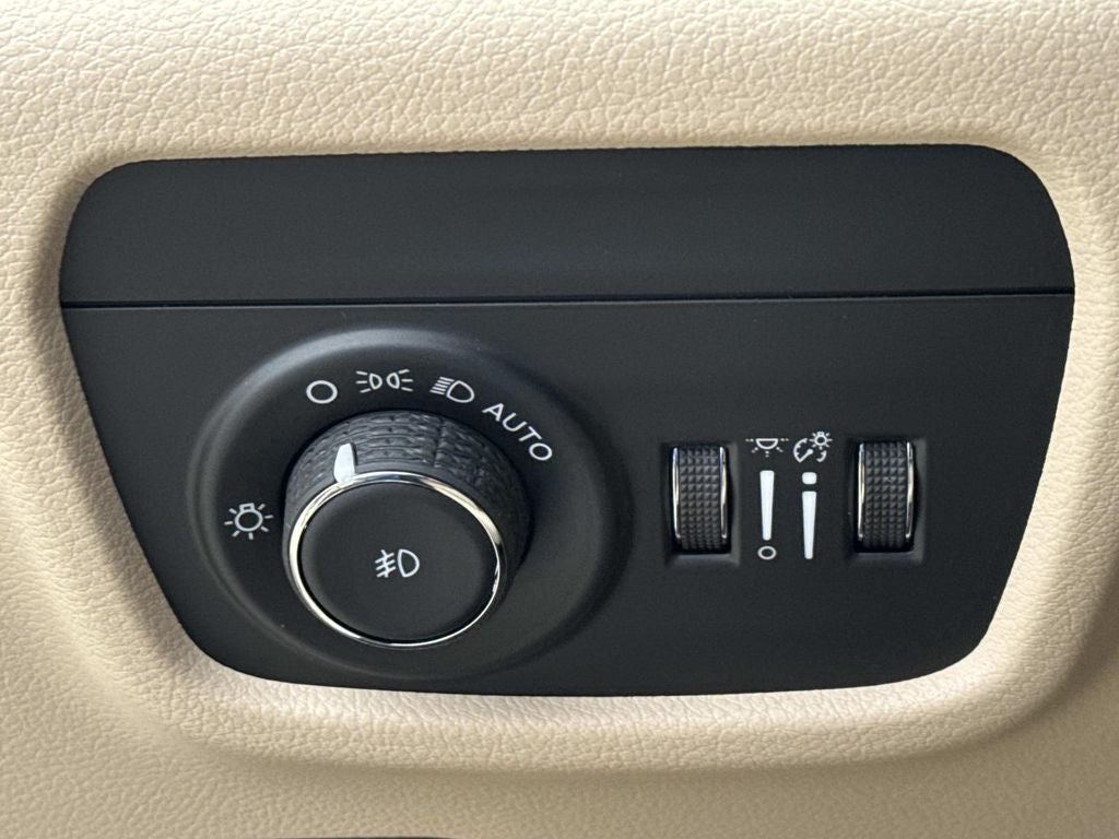 2026 Jeep Grand Cherokee GRAND CHEROKEE L LIMITED 4X2