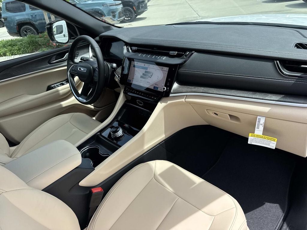 2026 Jeep Grand Cherokee GRAND CHEROKEE L LIMITED 4X2