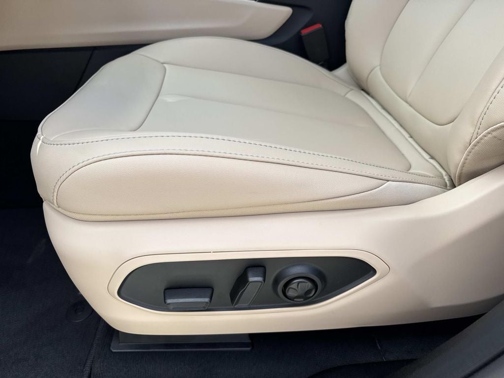 2026 Jeep Grand Cherokee GRAND CHEROKEE L LIMITED 4X2