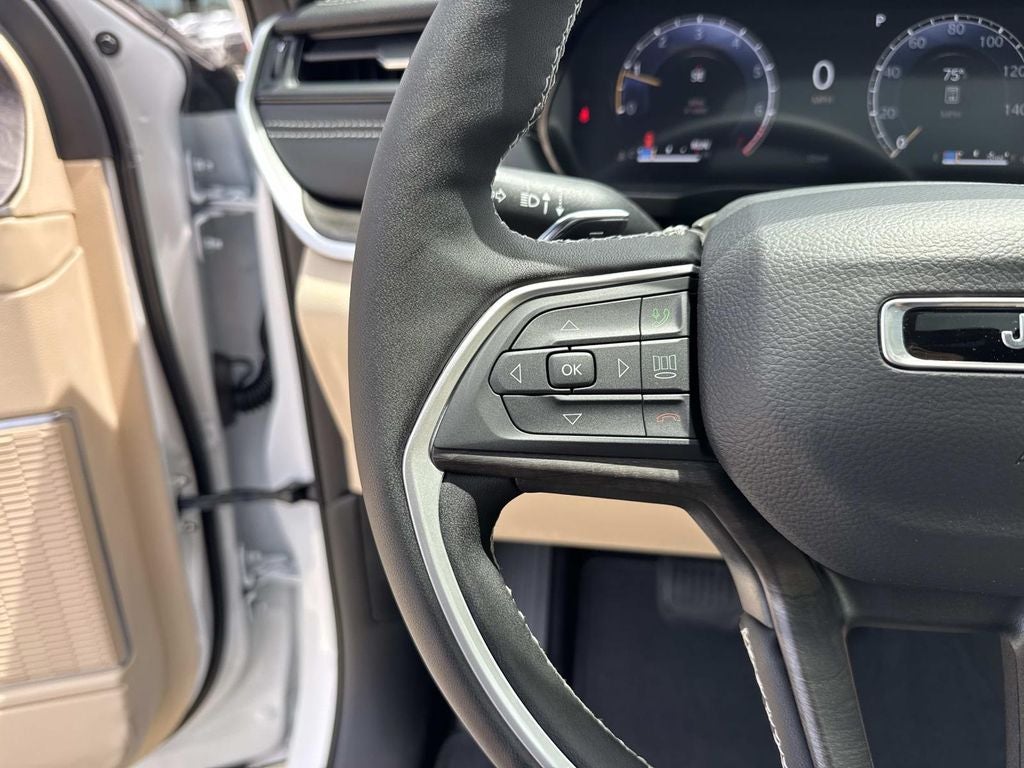 2026 Jeep Grand Cherokee GRAND CHEROKEE L LIMITED 4X2