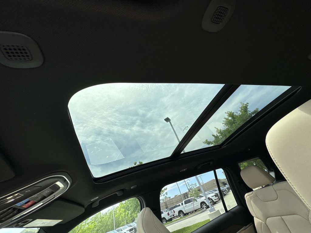 2026 Jeep Grand Cherokee GRAND CHEROKEE L LIMITED 4X2