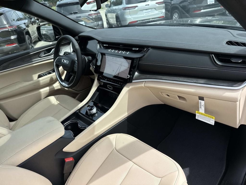 2026 Jeep Grand Cherokee GRAND CHEROKEE L LIMITED 4X2