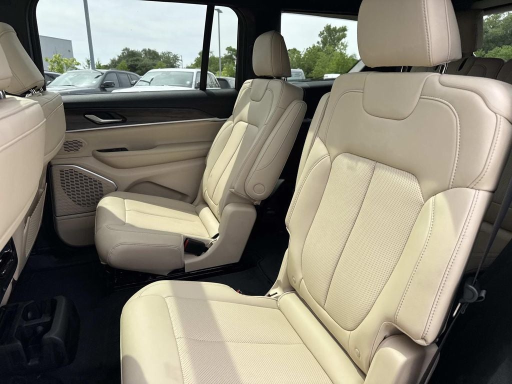 2026 Jeep Grand Cherokee GRAND CHEROKEE L LIMITED 4X2