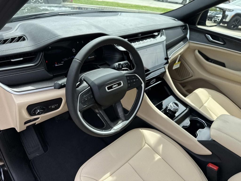 2026 Jeep Grand Cherokee GRAND CHEROKEE L LIMITED 4X2