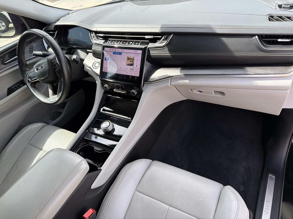 2021 Jeep Grand Cherokee L Overland 4x2