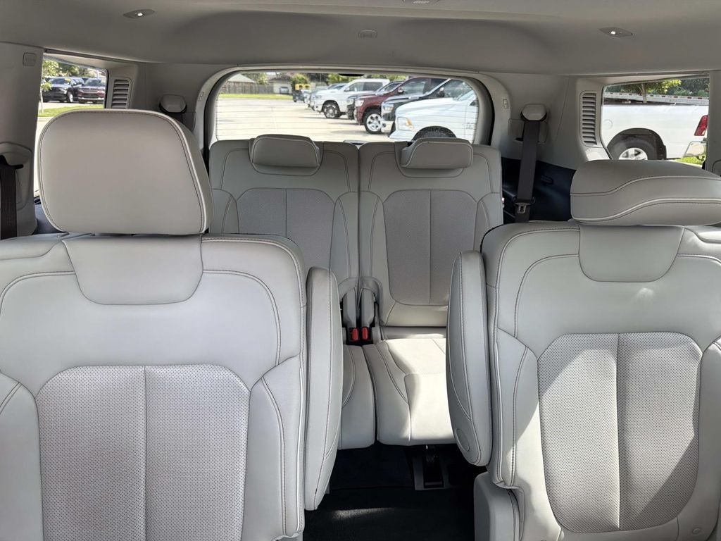 2021 Jeep Grand Cherokee L Overland 4x2