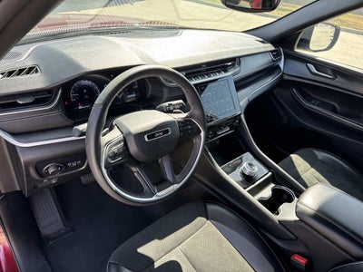 2024 Jeep Grand Cherokee L Altitude 4x4