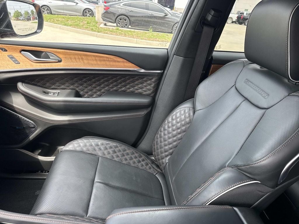 2025 Jeep Grand Cherokee L Summit Reserve 4x4