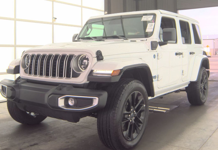 2025 Jeep Wrangler Sahara 4xe