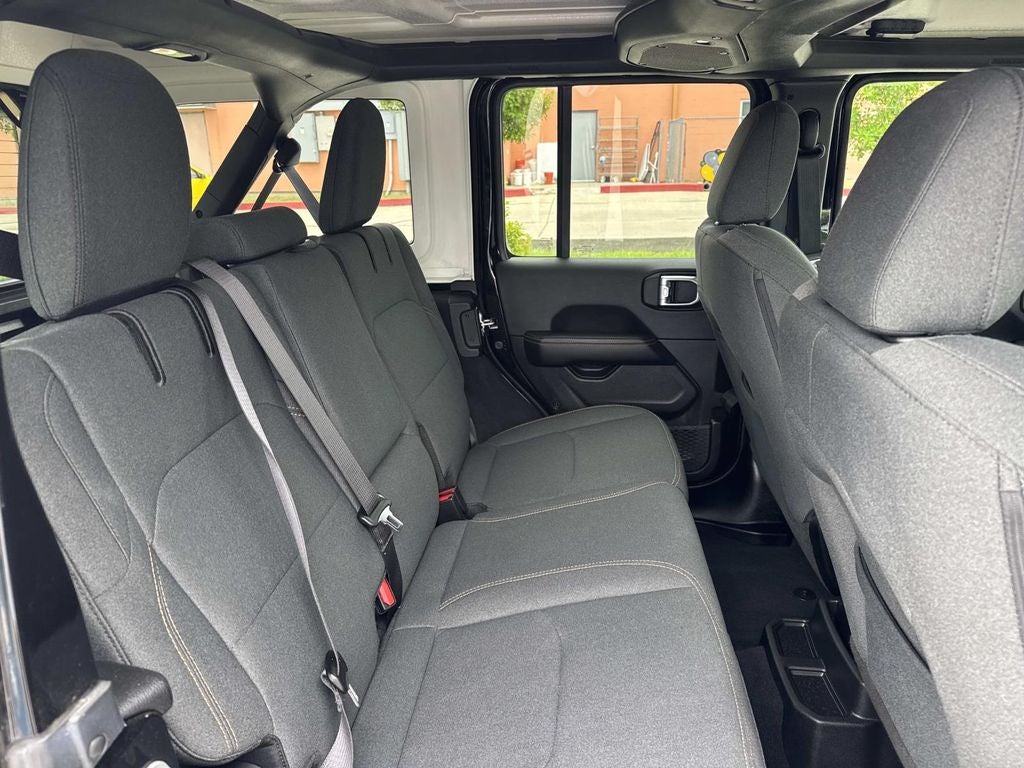 2025 Jeep Wrangler 4xe Sahara 4xe