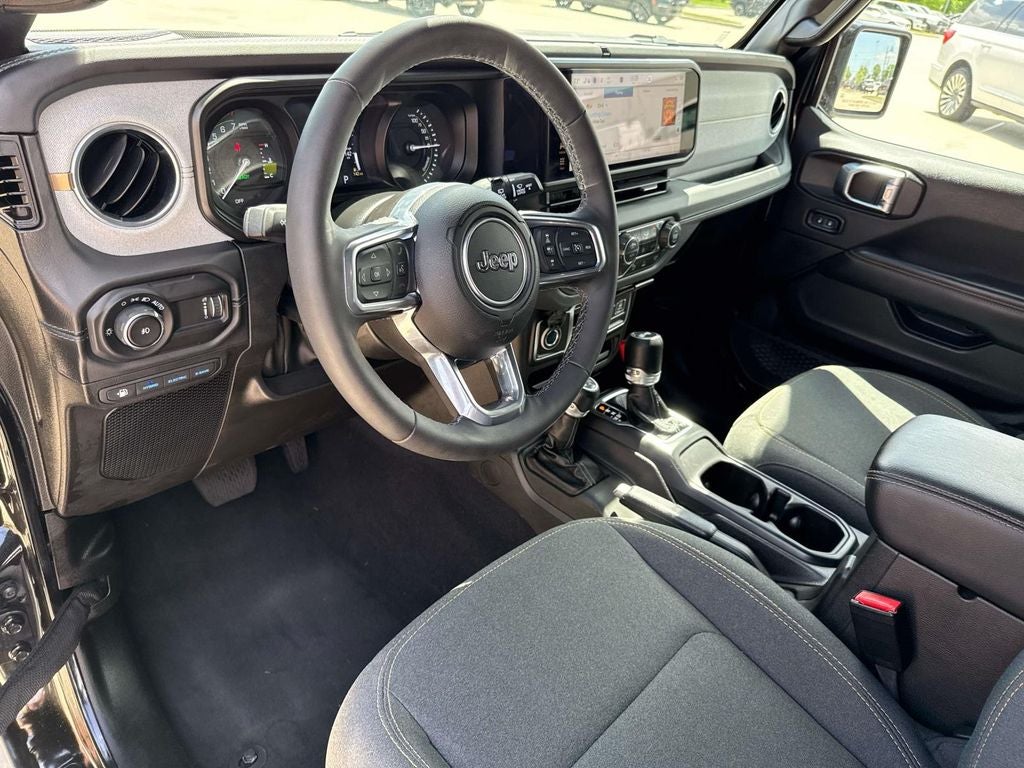 2025 Jeep Wrangler 4xe Sahara 4xe