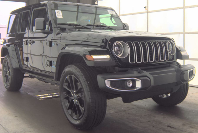 2025 Jeep Wrangler Sahara 4xe