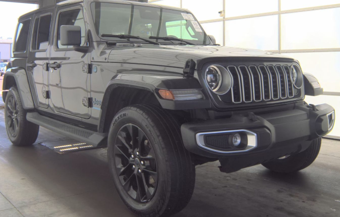 2025 Jeep Wrangler Sahara 4xe
