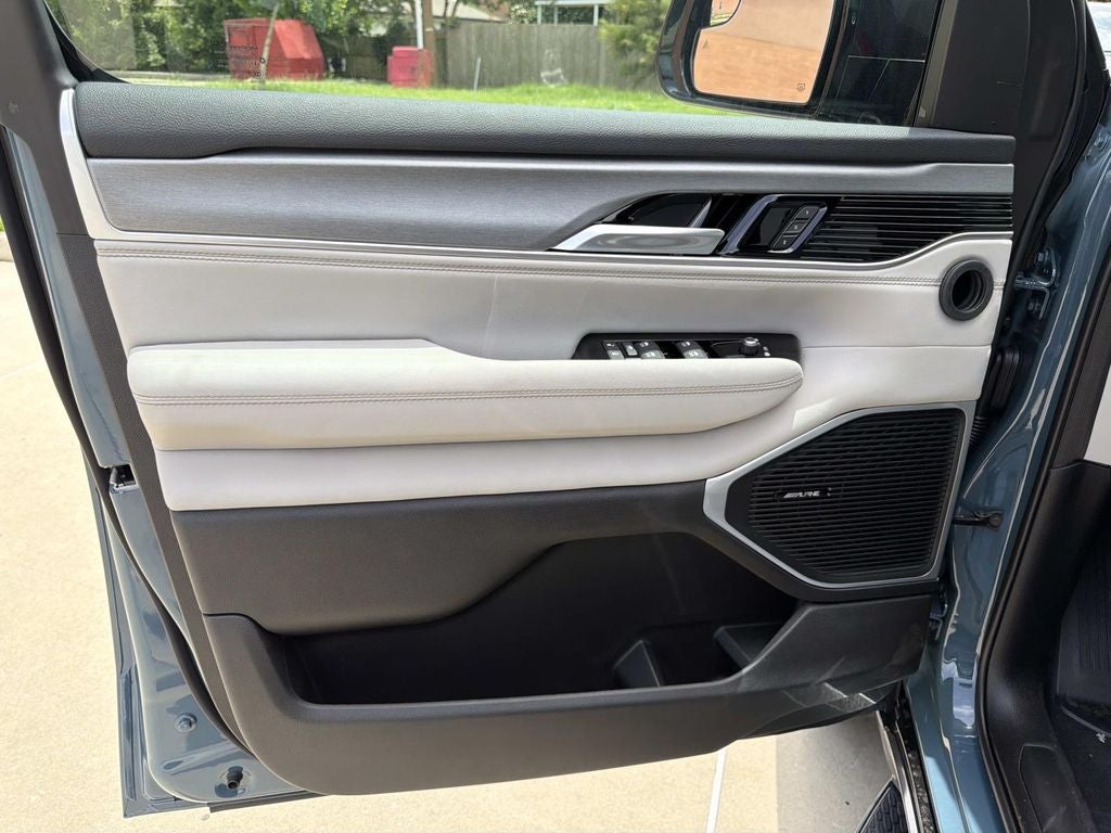 2026 Jeep Grand Wagoneer GRAND WAGONEER L 4X2