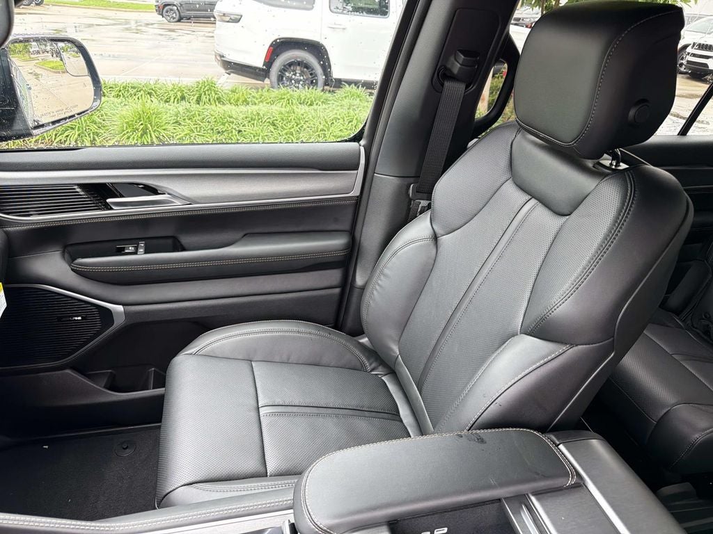 2026 Jeep Grand Wagoneer GRAND WAGONEER 4X2