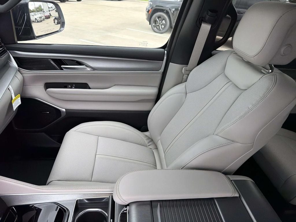 2026 Jeep Grand Wagoneer GRAND WAGONEER 4X2