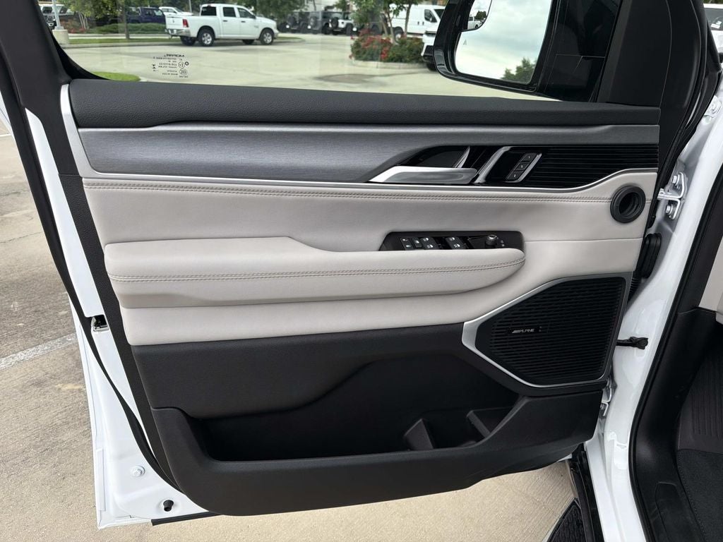 2026 Jeep Grand Wagoneer GRAND WAGONEER 4X2