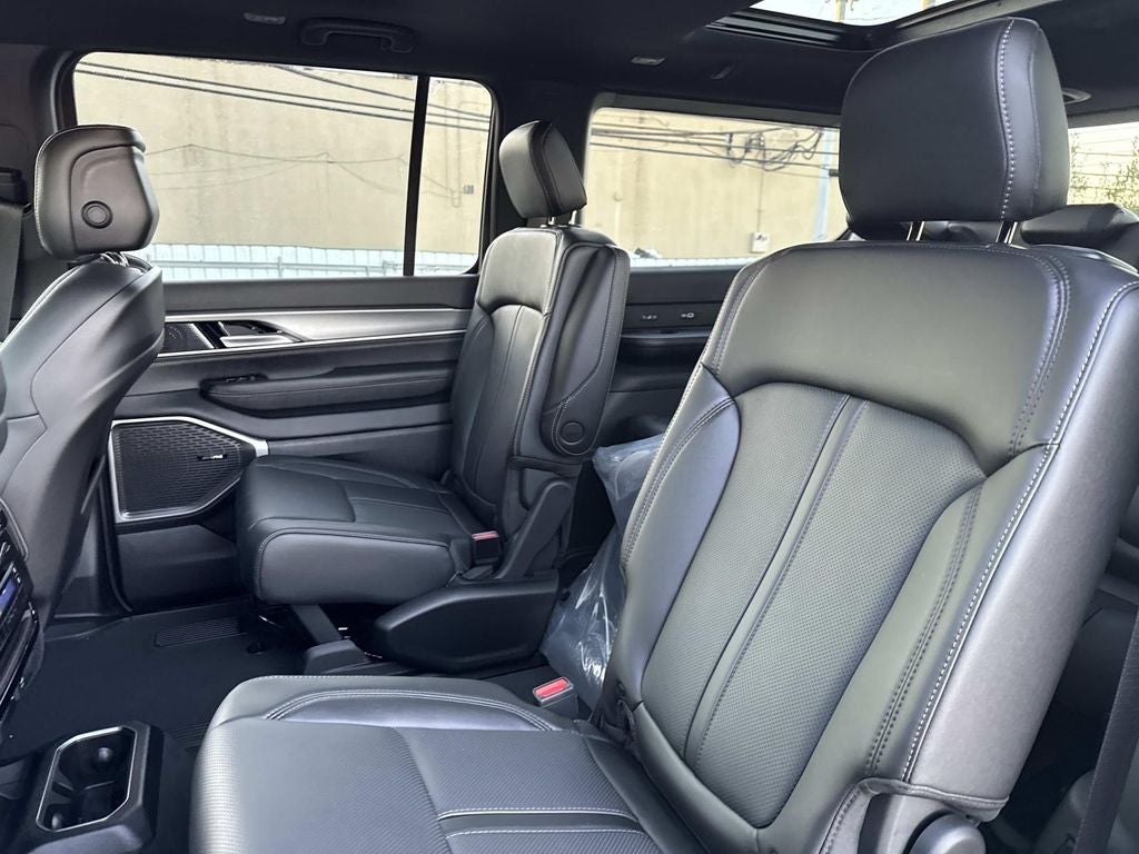 2026 Jeep Grand Wagoneer GRAND WAGONEER 4X2