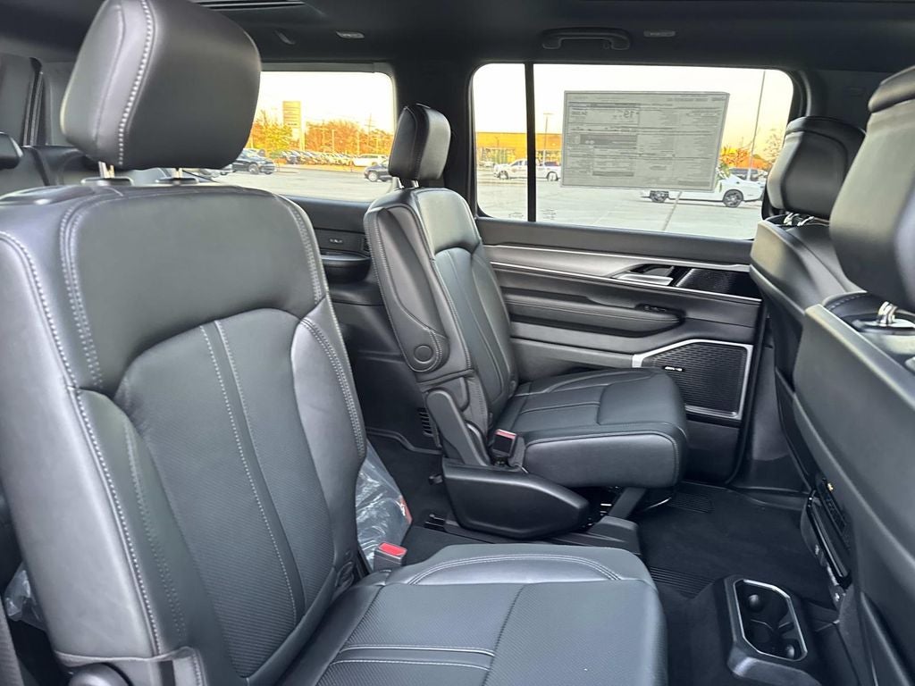 2026 Jeep Grand Wagoneer GRAND WAGONEER 4X2