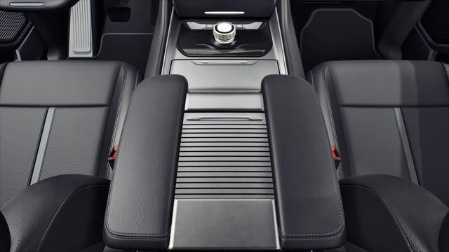 2027 Jeep Grand Wagoneer 4x2