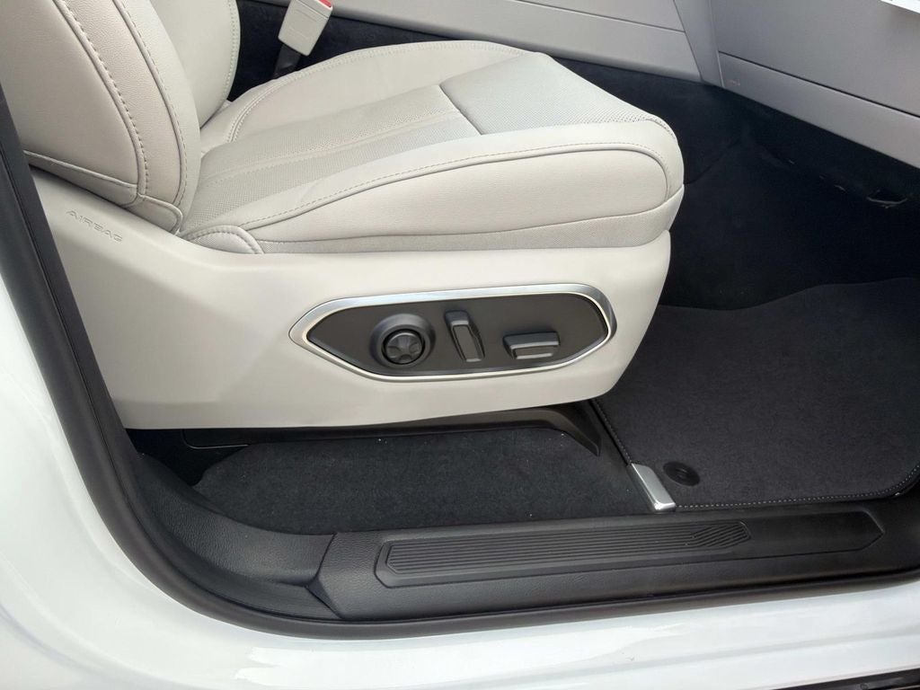 2026 Jeep Grand Wagoneer GRAND WAGONEER 4X2