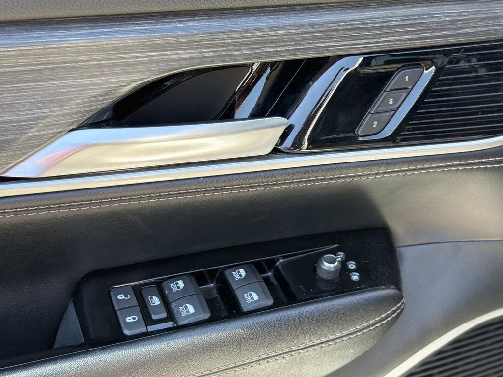 2024 Jeep Wagoneer Series II 4x2