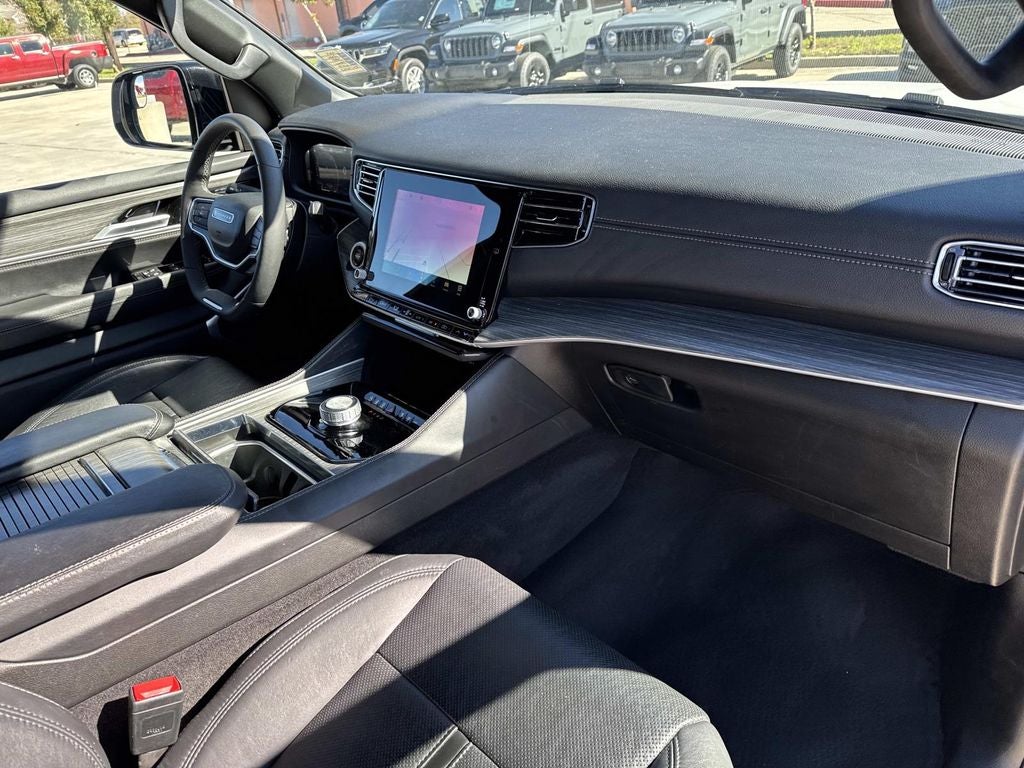 2024 Jeep Wagoneer Series II 4x2