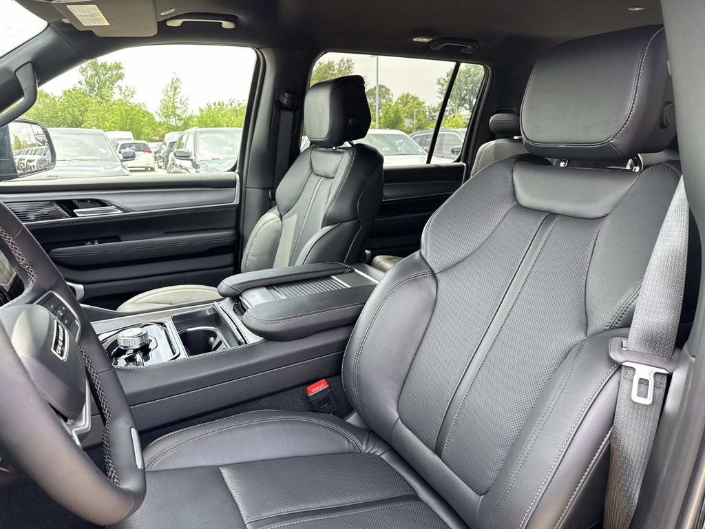 2026 Jeep Grand Wagoneer GRAND WAGONEER LIMITED ALTITUDE 4X4