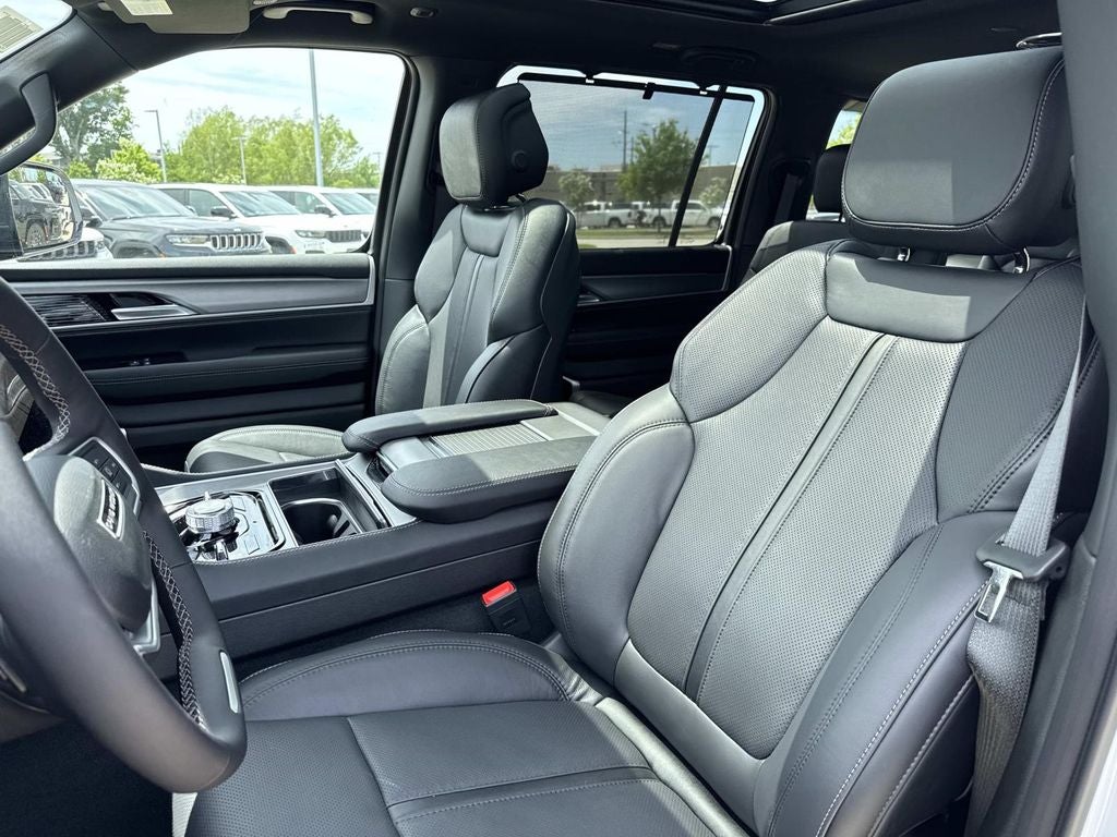 2026 Jeep Grand Wagoneer GRAND WAGONEER LIMITED RESERVE 4X4
