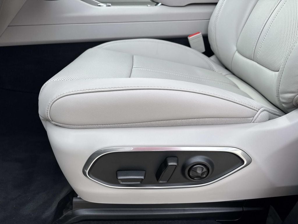 2026 Jeep Grand Wagoneer GRAND WAGONEER LIMITED RESERVE 4X4