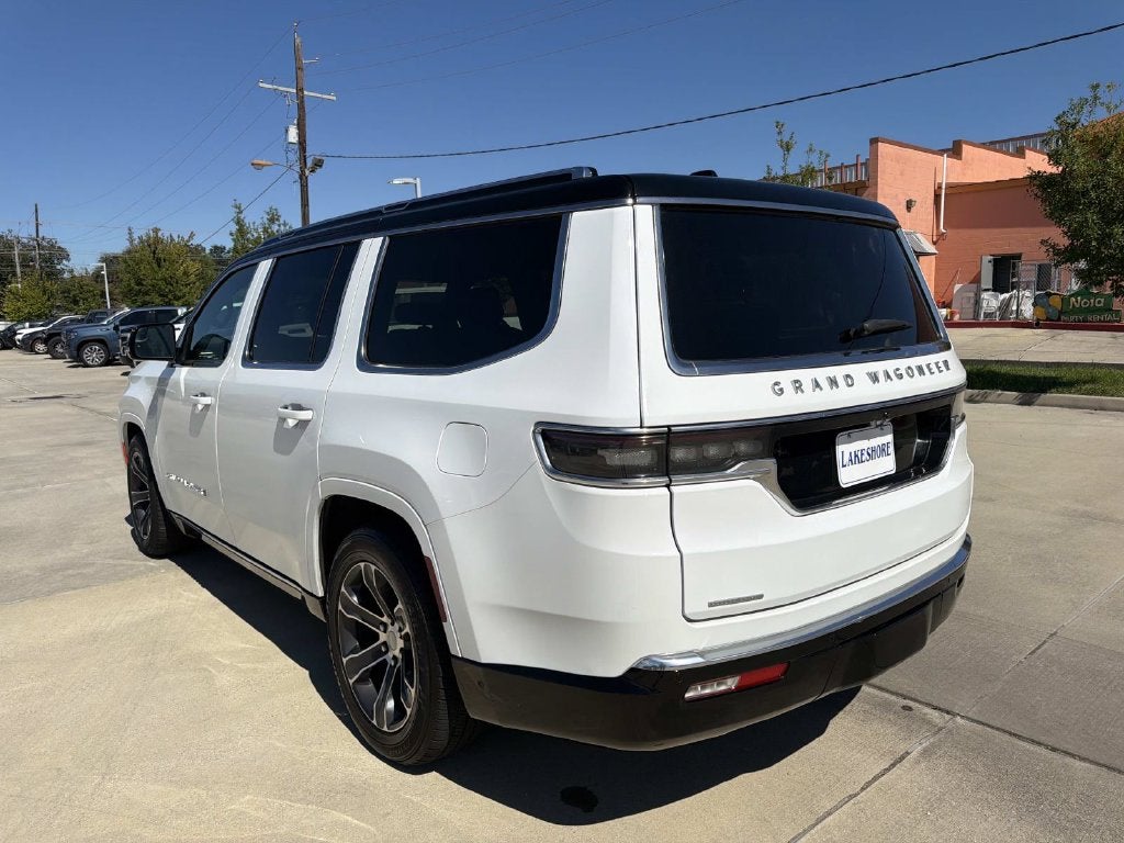 2023 Jeep Grand Wagoneer Base