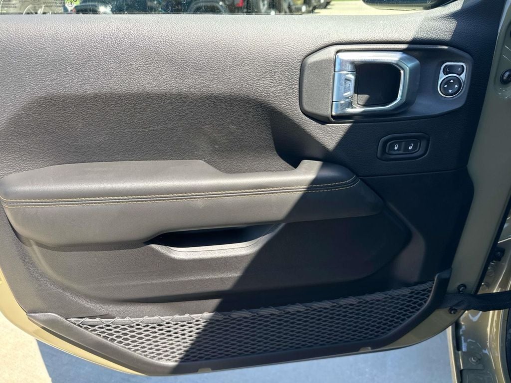 2026 Jeep Gladiator GLADIATOR SAHARA 4X4