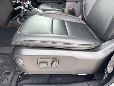 2026 Jeep Gladiator GLADIATOR SAHARA 4X4