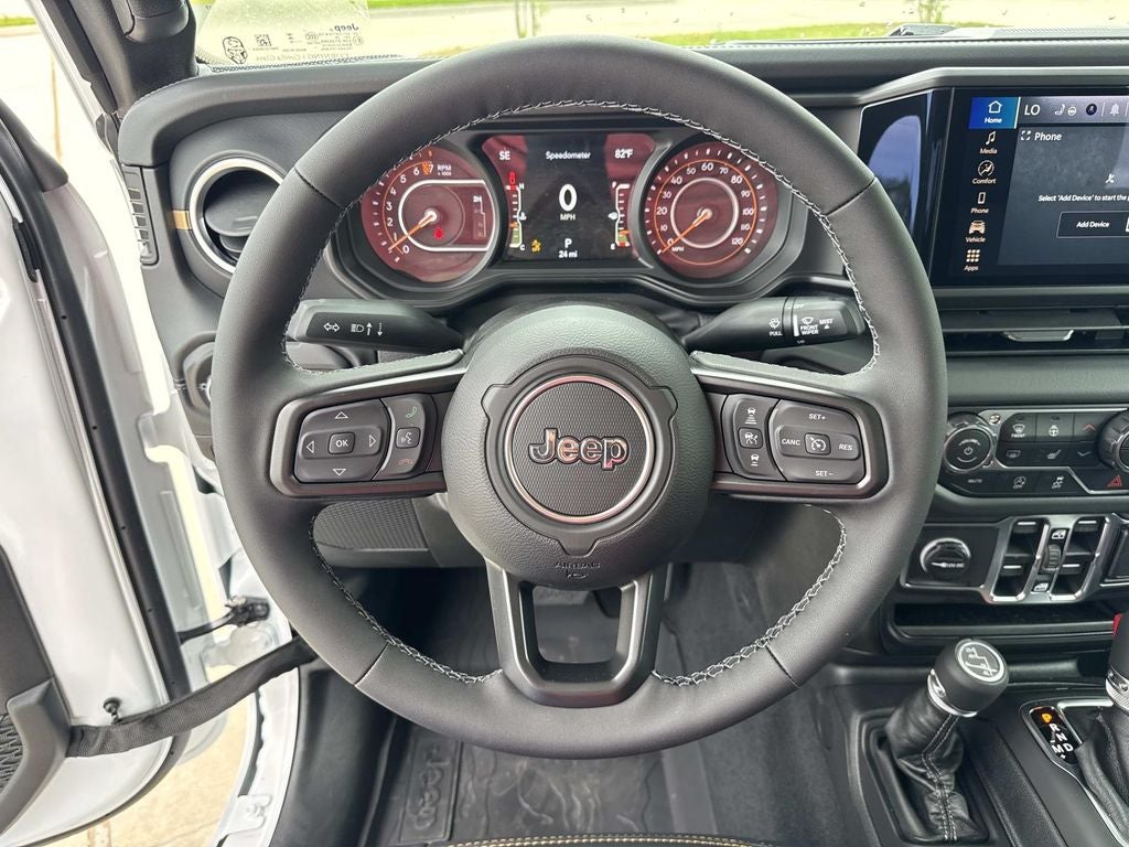 2026 Jeep Gladiator GLADIATOR SAHARA 4X4