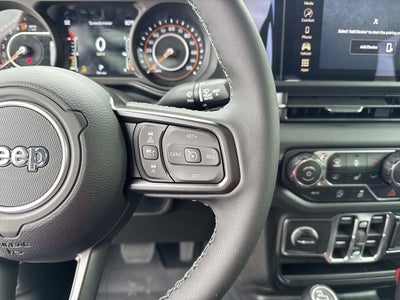 2026 Jeep Gladiator GLADIATOR SAHARA 4X4