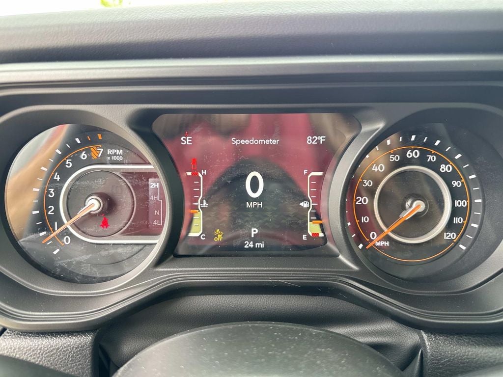 2026 Jeep Gladiator GLADIATOR SAHARA 4X4