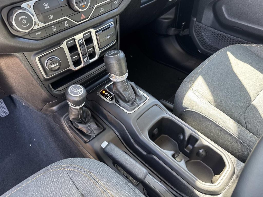 2025 Jeep Gladiator GLADIATOR SPORT S 4X4