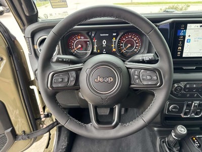 2026 Jeep Gladiator GLADIATOR SAHARA 4X4