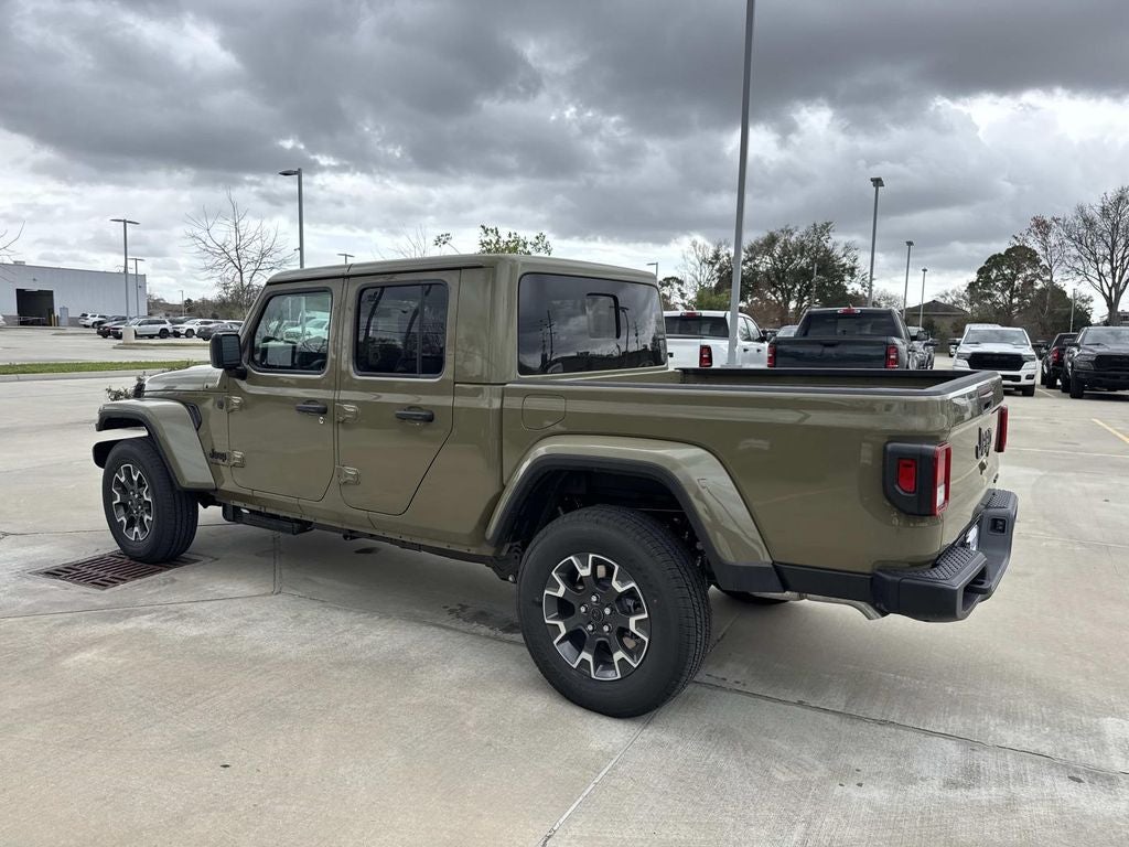 2026 Jeep Gladiator GLADIATOR SAHARA 4X4