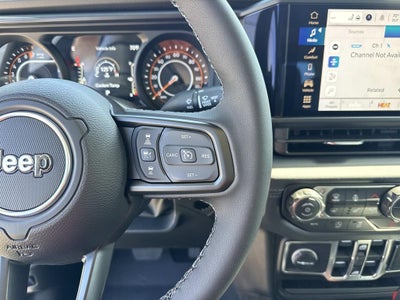 2026 Jeep Gladiator GLADIATOR SAHARA 4X4