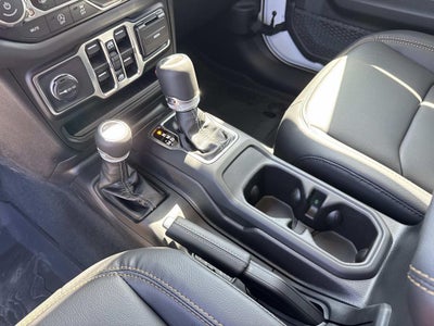 2026 Jeep Gladiator GLADIATOR SAHARA 4X4