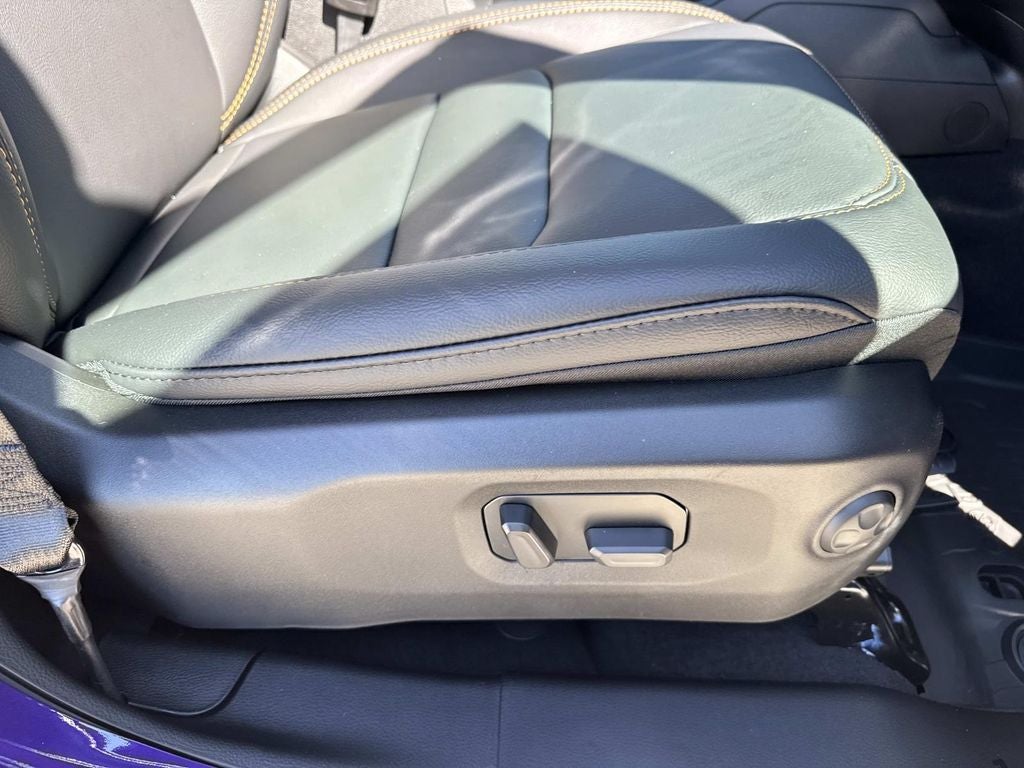 2026 Jeep Gladiator GLADIATOR SAHARA 4X4