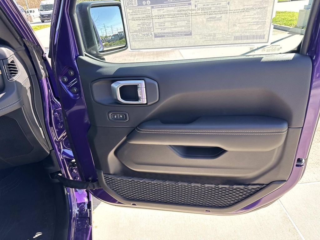 2026 Jeep Gladiator GLADIATOR SAHARA 4X4