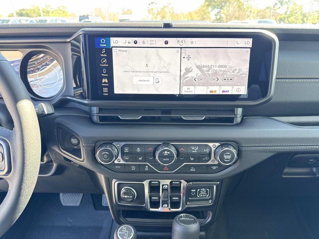 2026 Jeep Gladiator GLADIATOR SAHARA 4X4