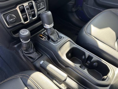 2026 Jeep Gladiator GLADIATOR SAHARA 4X4