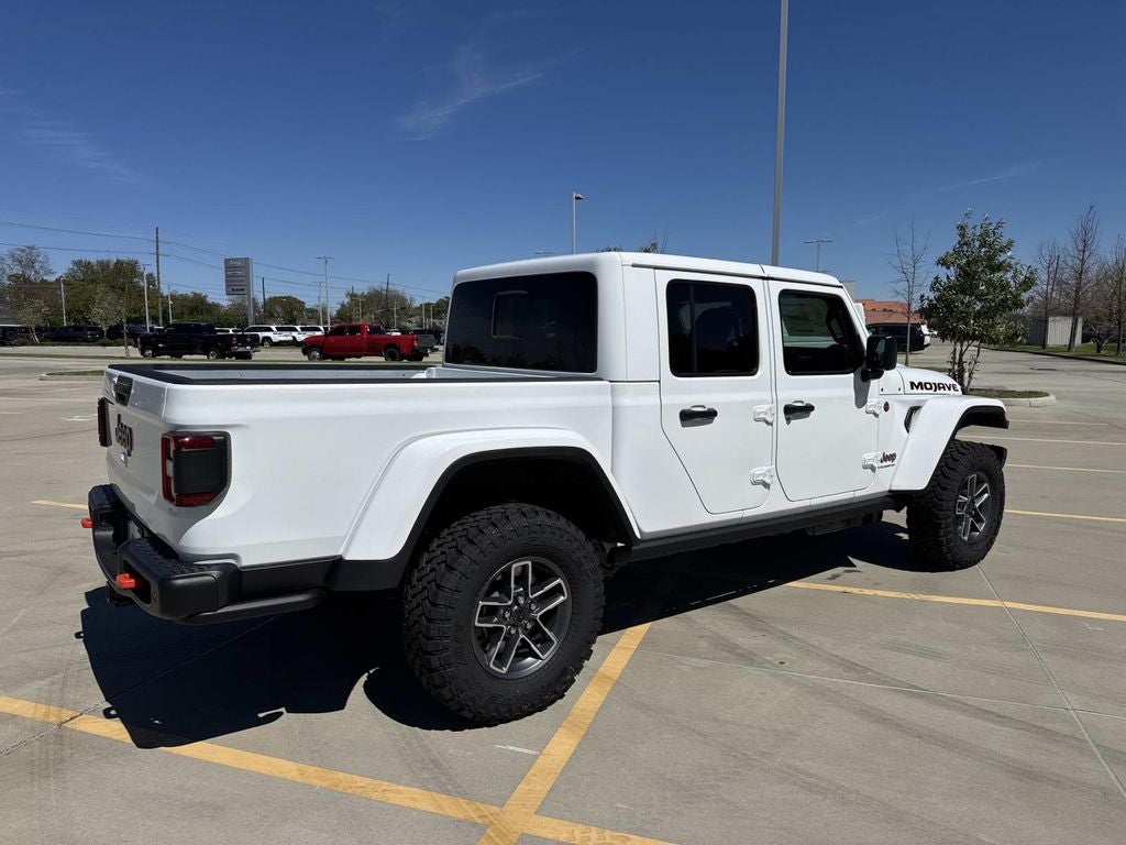 2026 Jeep Gladiator GLADIATOR MOJAVE X 4X4