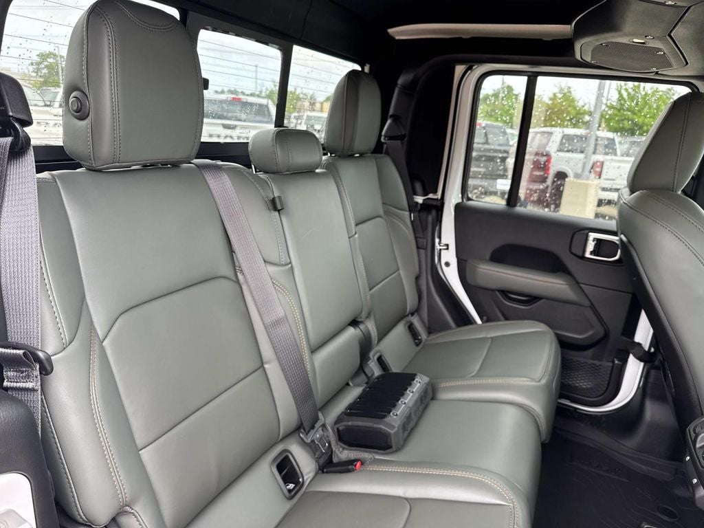 2026 Jeep Gladiator GLADIATOR MOJAVE X 4X4