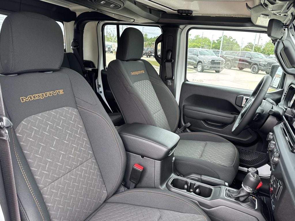 2026 Jeep Gladiator GLADIATOR MOJAVE 4X4