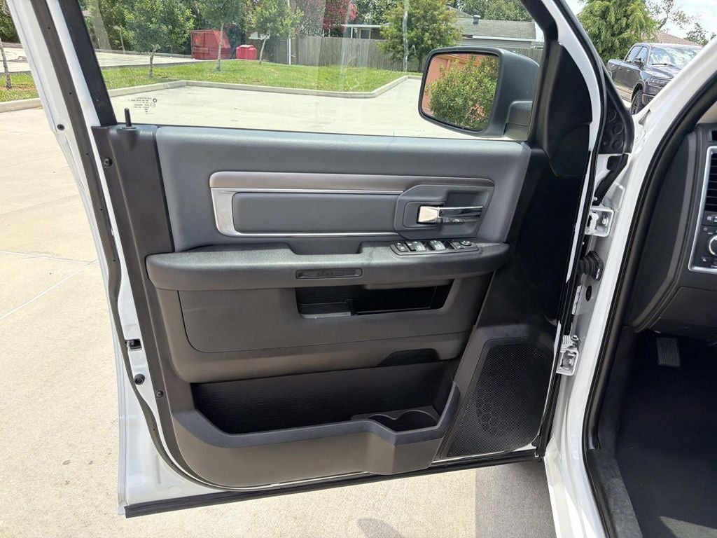 2024 RAM 1500 Classic SLT